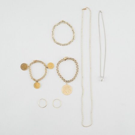 Group of 7 Pieces of 14k Gold Jewelry 14 K Gold Group of 7 Pieces of 14k Gold Jewelry