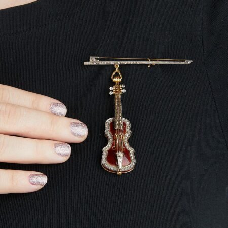 Stradivarius 18k Gold, Diamond, & Enamel Brooch 18 K Gold Stradivarius 18k Gold, Diamond, & Enamel Brooch